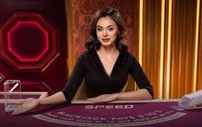 Riwayat putaran Auto Roulette dengan detail nomor, taruhan, dan hasil